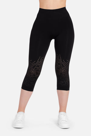 QMilch Black And White Capri Leggings Pants With Slimming Bottom And Soft  Legs Sexy And Comfortable Pumping Capris For Women Q0801 From Yanqin03,  $9.12