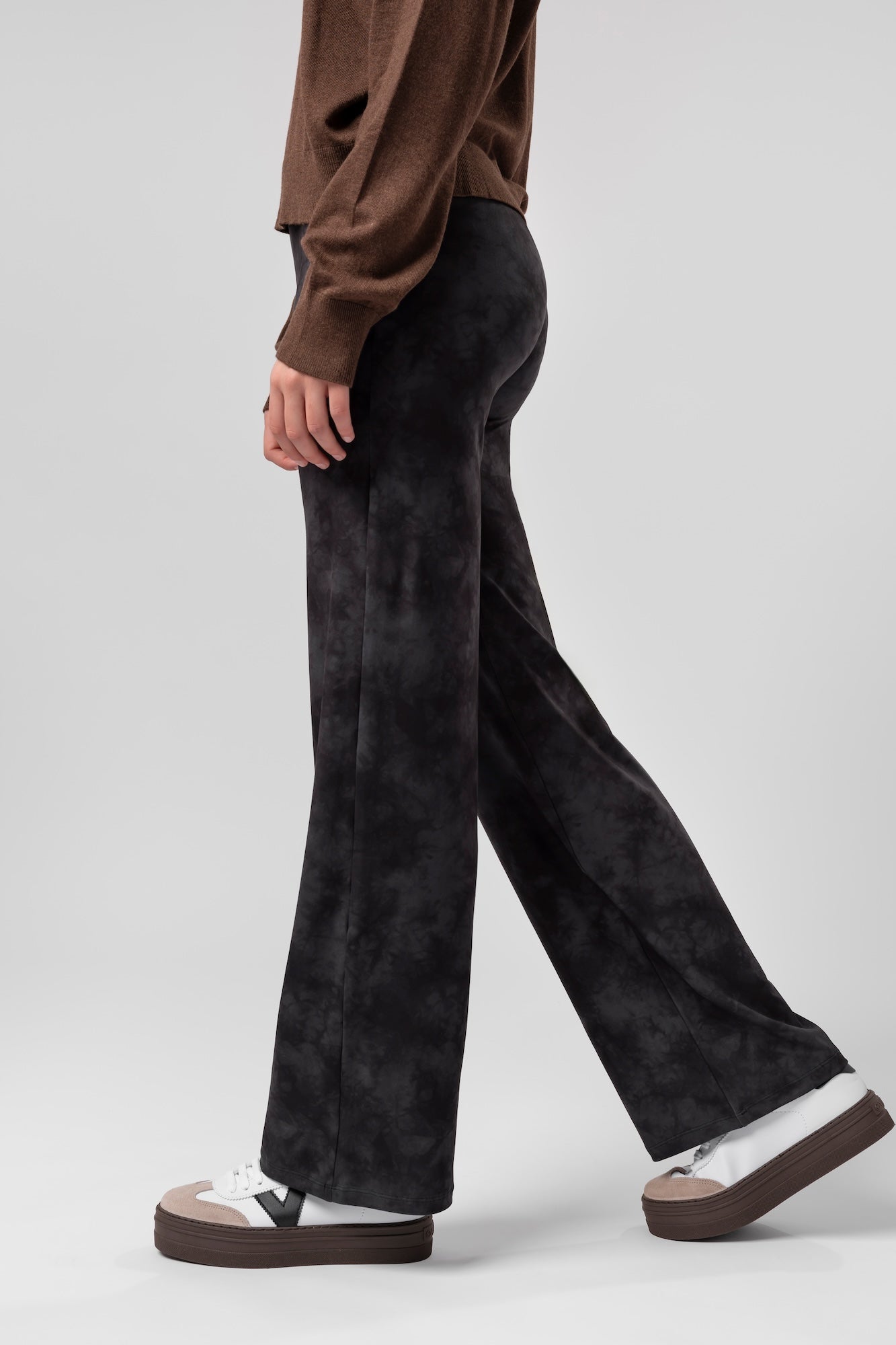 Relaxed leggings Constance – Navigation